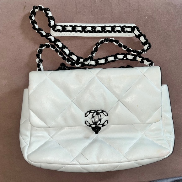 Chanel Chanel Medium 19 Flap Bag - White /Black Hardware - Picture 1 of 3